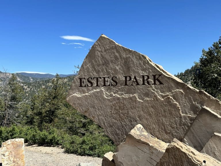 4 ways to get from denver airport to estes park