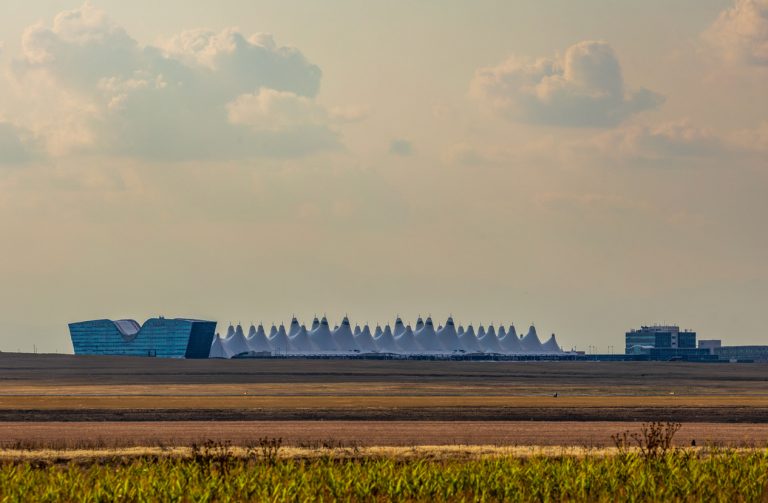 17 Travel Tips for First-Time Denver Airport Travelers